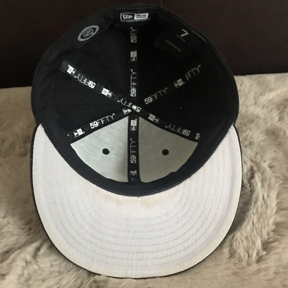 NHL Fanatics Branded Black Philadelphia Flyers Core Primary Logo Fitted - Hat - Picture 3 of 8